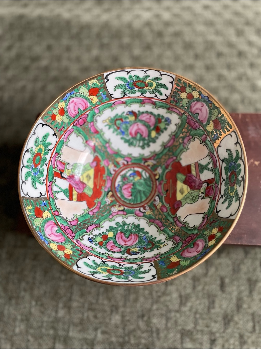 Vintage rose medallion bowl